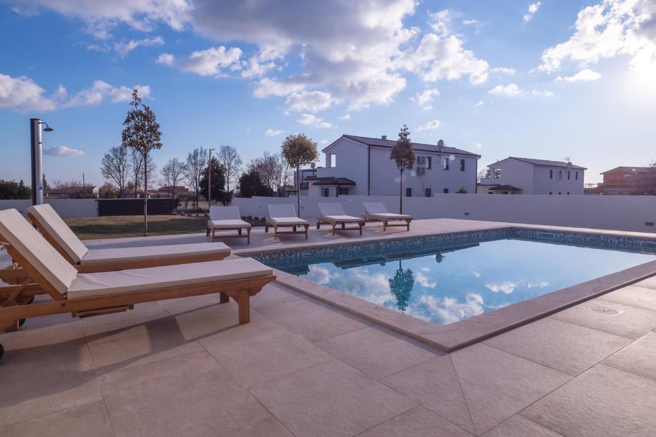 Villa Lydia Marčana Buitenkant foto